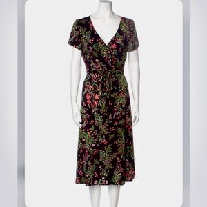 Rachel Zoe Black Floral Dress V neck Lined Size Large EUC